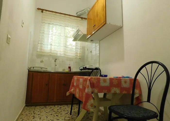 Κωνσταντίνος Έλενα Studios