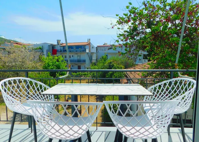Κωνσταντίνος Έλενα Studios